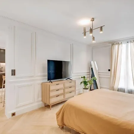 Apartment 1bedroom # 4pers # Arc De Triomphe # Trocadero #